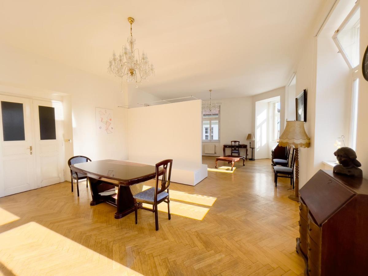 Center Of Prague Apartment 369 Dış mekan fotoğraf